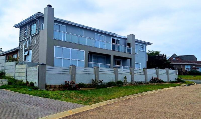 5 Bedroom Property for Sale in Dana Bay Western Cape